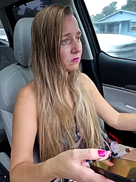 SkyelarSommer online show from 10-04-25, 08:10