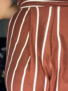 SkyelarSommer online show from 10-16-25, 04:48