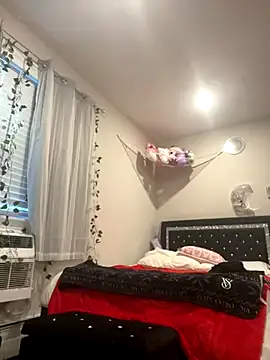 Snapshot of DominiqueX0 chatting on 09-28-25, 06:48 DominiqueX0 online show from 09-28-25, 06:48