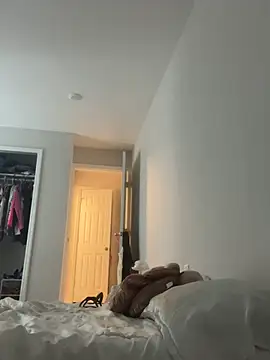 Snapshot of DominiqueX0 chatting on 03-04-25, 03:11 DominiqueX0 online show from 03-04-25, 03:11