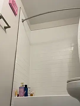 Snapshot of DominiqueX0 chatting on 03-12-25, 03:18 DominiqueX0 online show from 03-12-25, 03:18