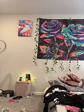 Snapshot of DominiqueX0 chatting on 03-09-25, 06:11 DominiqueX0 online show from 03-09-25, 06:11