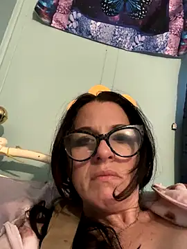 DominiqueX0 online show from 11-20-25, 02:18