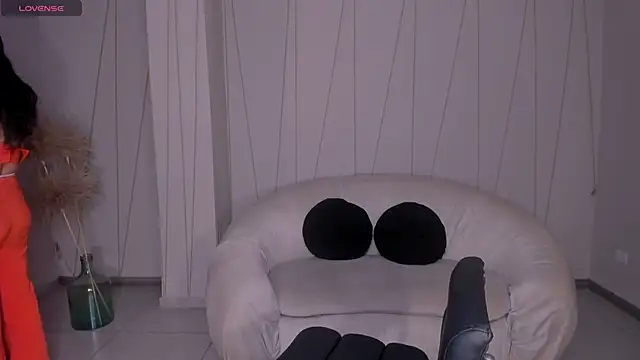 SunnyRivers online show from 10-27-25, 04:19