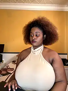 KnockoutBestie online show from 10-07-25, 09:43