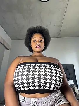 KnockoutBestie online show from 01-05-25, 08:43