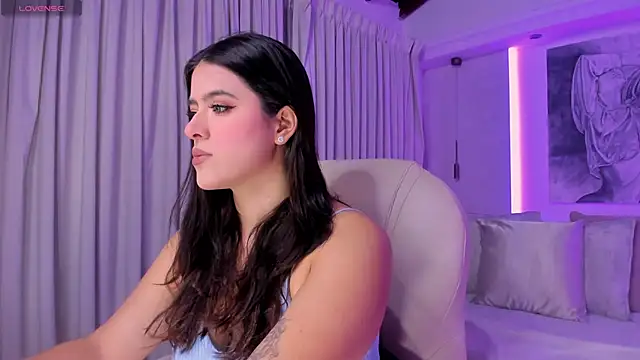 nathalie rivers online show from 12-04-25, 11:09