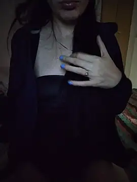 LissaThompsom online show from 11-24-25, 08:31