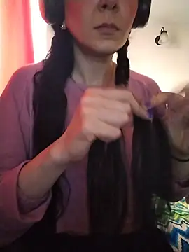 LissaThompsom online show from 05-10-26, 11:47