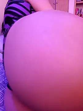 LissaThompsom online show from 03-18-25, 03:01