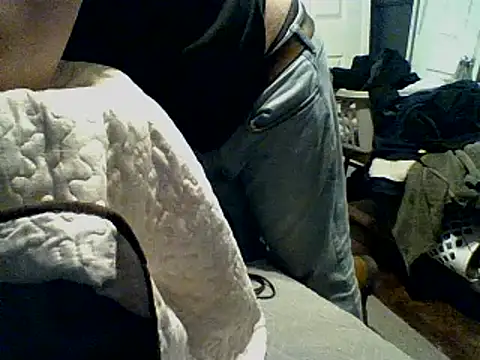 carlosxxx213 online show from 04-14-26, 06:07