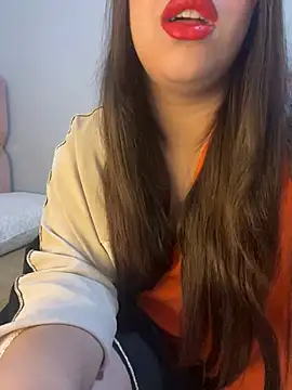 Snapshot of Mayacrayzi chatting on 02-07-25, 08:33 Mayacrayzi online show from 02-07-25, 08:33