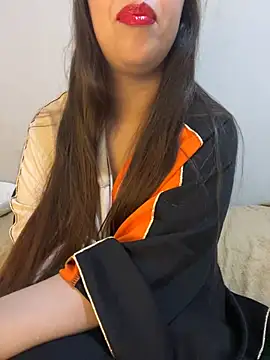 Snapshot of Mayacrayzi chatting on 02-03-25, 12:14 Mayacrayzi online show from 02-03-25, 12:14