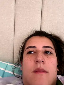 Hanna86 online show from 10-25-25, 02:50