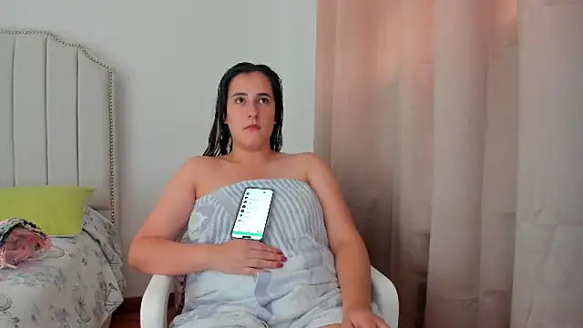 Hanna86 online show from 11-06-25, 06:01