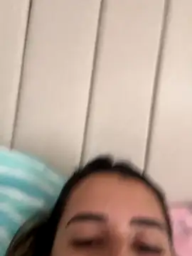 Hanna86 online show from 10-26-25, 08:09