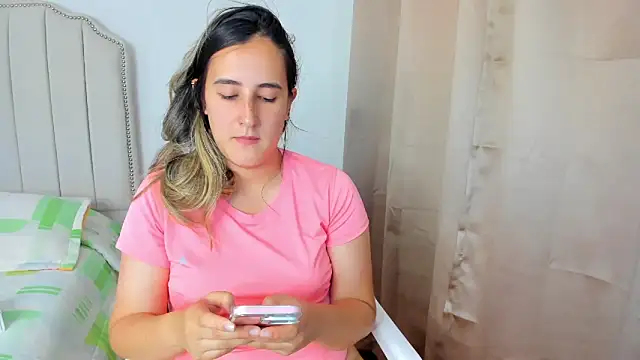 Hanna86 online show from 09-25-25, 06:58