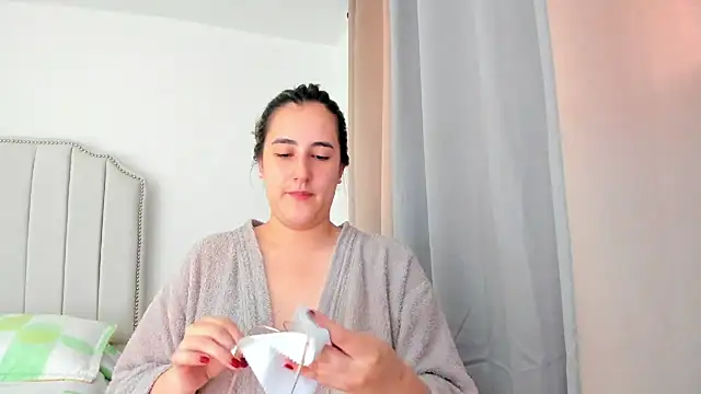 Hanna86 online show from 06-26-26, 04:57