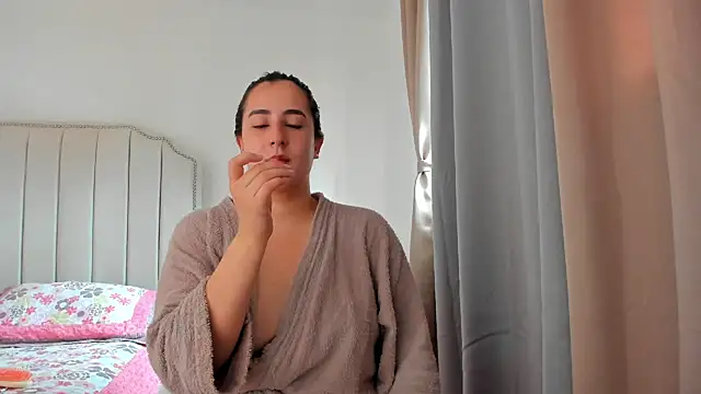 Hanna86 online show from 07-04-26, 06:12