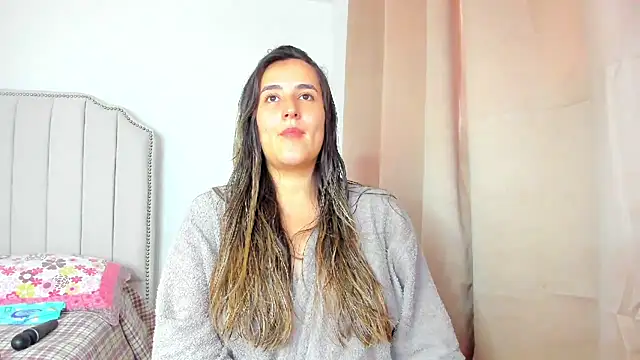 Hanna86 online show from 11-27-25, 08:20