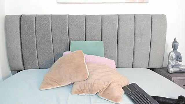 samantha stan online show from 06-13-26, 12:25