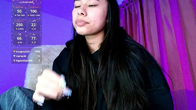 AmyOlimpo online show from 11-26-25, 01:27