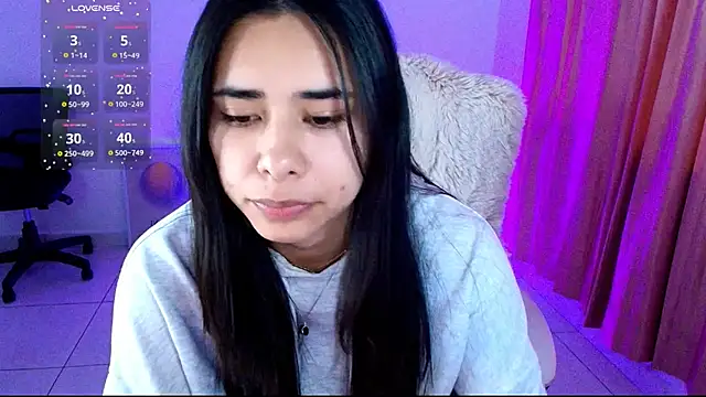 AmyOlimpo online show from 11-21-25, 05:28