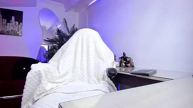 NebetColin online show from 10-21-25, 07:13