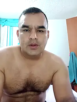 Snapshot of Angeelus2 chatting on 02-13-25, 04:28 Angeelus2 online show from 02-13-25, 04:28