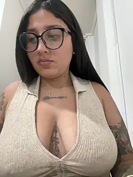 croftsmila online show from 10-25-25, 11:05