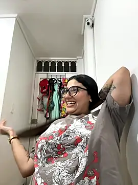 croftsmila online show from 11-04-25, 10:57