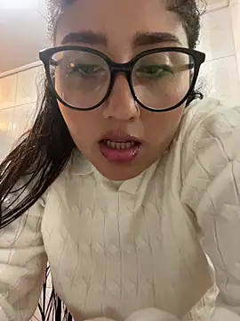 Snapshot of croftsmila chatting on 06-06-26, 11:43 croftsmila online show from 06-06-26, 11:43