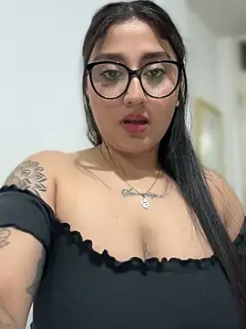 Snapshot of croftsmila chatting on 02-15-25, 04:58 croftsmila online show from 02-15-25, 04:58