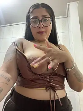 Snapshot of croftsmila chatting on 06-18-26, 11:43 croftsmila online show from 06-18-26, 11:43