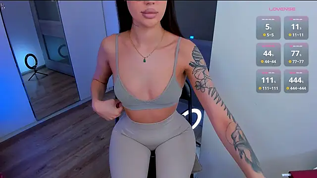 HannaHey online show from 02-26-26, 02:06