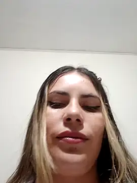 Snapshot of Misscata1106 chatting on 01-05-26, 10:46 Misscata1106 online show from 01-05-26, 10:46