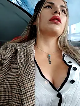 Misscata1106 online show from 05-14-26, 07:22