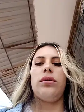 Snapshot of Misscata1106 chatting on 10-20-25, 09:15 Misscata1106 online show from 10-20-25, 09:15