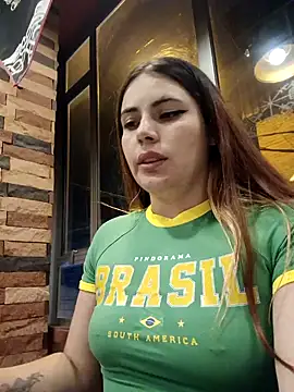 Snapshot of Misscata1106 chatting on 12-03-24, 11:40 Misscata1106 online show from 12-03-24, 11:40