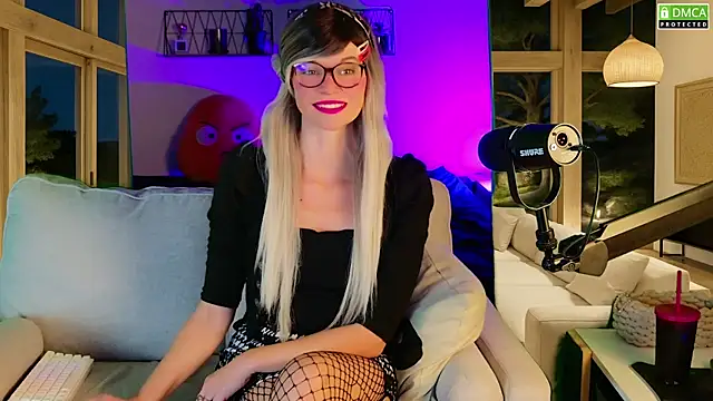 Snapshot of Kittychatte chatting on 10-02-25, 08:01 Kittychatte online show from 10-02-25, 08:01