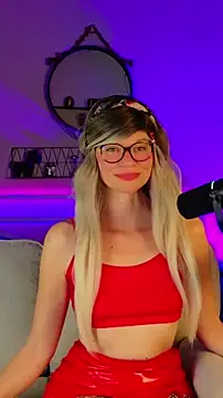 Kittychatte online show from 05-17-26, 08:36