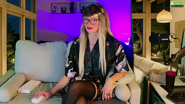 Snapshot of Kittychatte chatting on 10-09-25, 07:36 Kittychatte online show from 10-09-25, 07:36