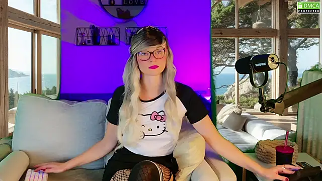 Snapshot of Kittychatte chatting on 09-21-25, 09:47 Kittychatte online show from 09-21-25, 09:47