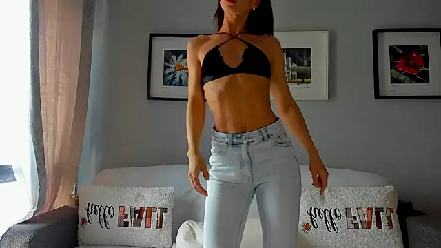 bellahot77 online show from 09-18-25, 09:01