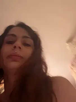 LaPetitechienne1 online show from 03-18-25, 08:28