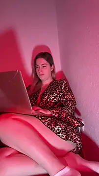 Snapshot of KissMissAngela chatting on 11-17-25, 07:45 KissMissAngela online show from 11-17-25, 07:45