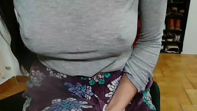 patatinahot87 online show from 01-15-26, 04:54