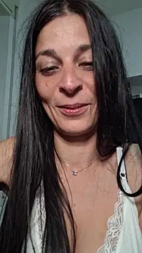 Snapshot of patatinahot87 chatting on 04-27-26, 05:00 patatinahot87 online show from 04-27-26, 05:00
