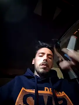 Snapshot of Stefan500 chatting on 03-17-25, 09:35 Stefan500 online show from 03-17-25, 09:35