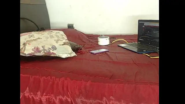 Snapshot of salomee_88 chatting on 02-10-25, 11:45 salomee 88 online show from 02-10-25, 11:45